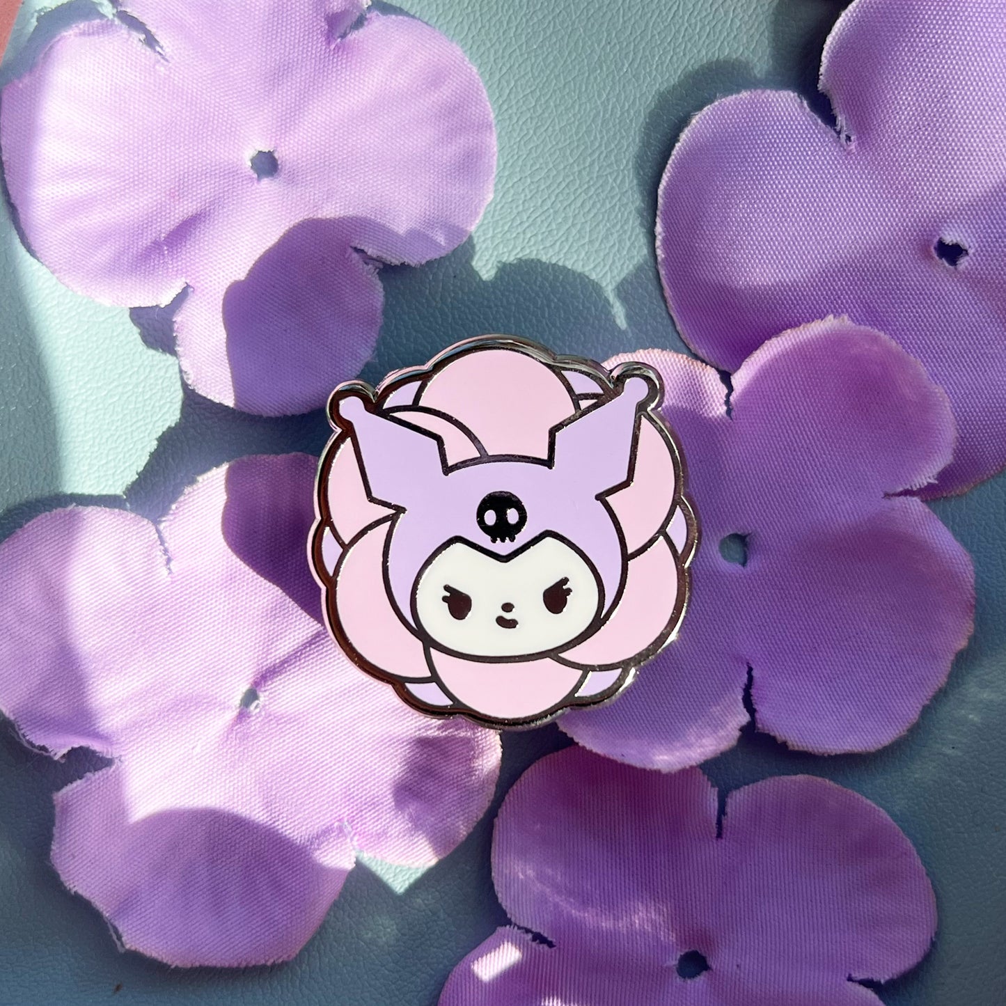 Sanrio Flower Pins (Kuromi, My Melody, Cinnamoroll, Pompompurin